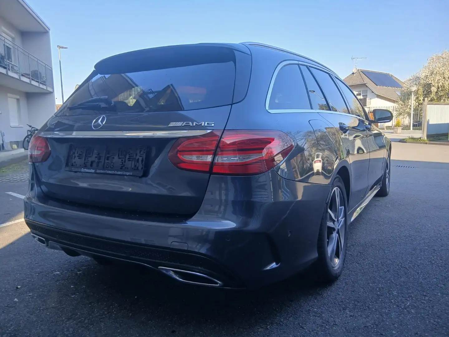 Mercedes-Benz C 220 C 220 T BlueTEC A-Edition Aut. A-Edition AMG Grau - 2