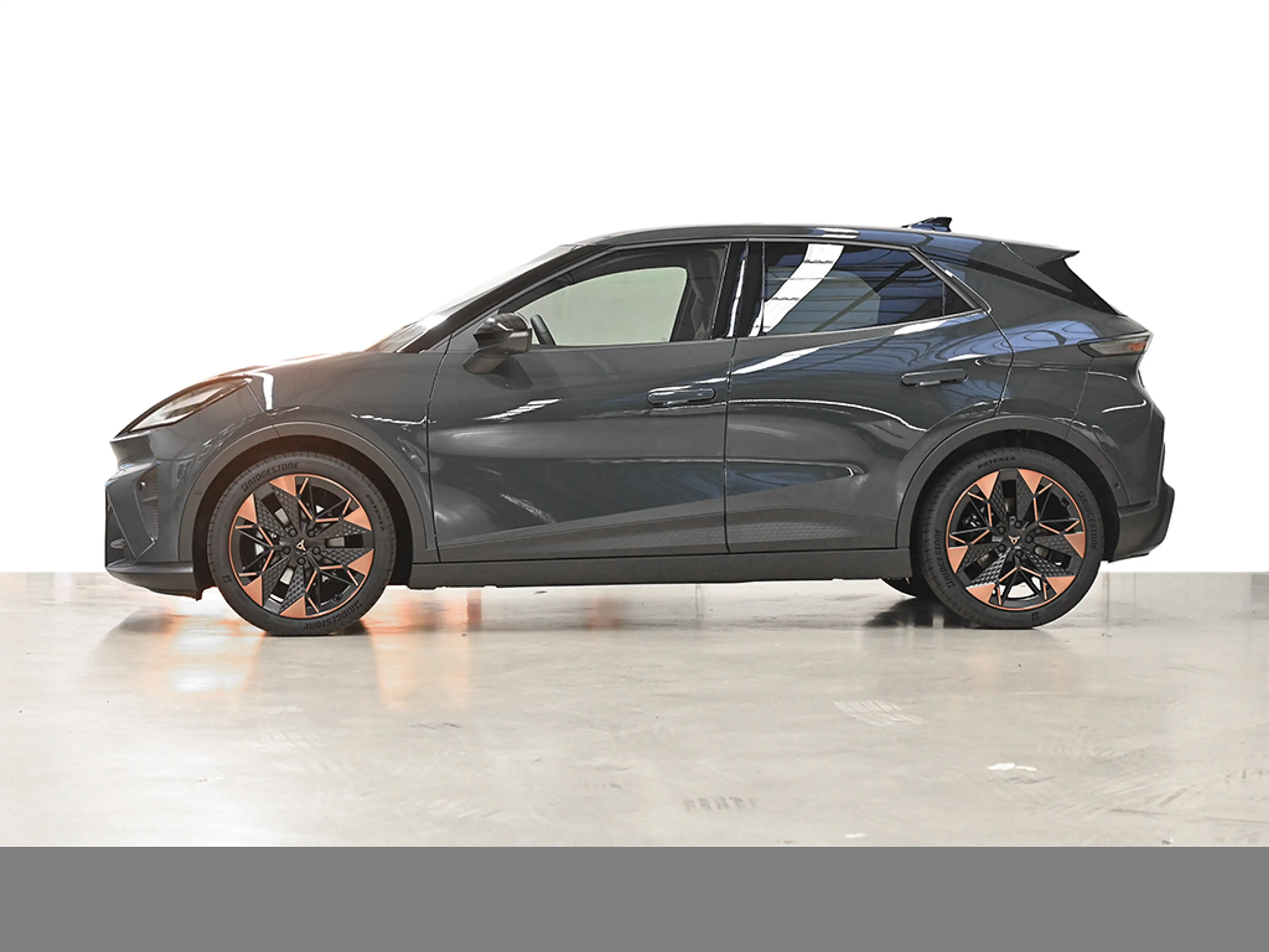CUPRA Raval ENDURANCE EDITION DYNAMIC PLUS NAVI 360CAM — photo 4