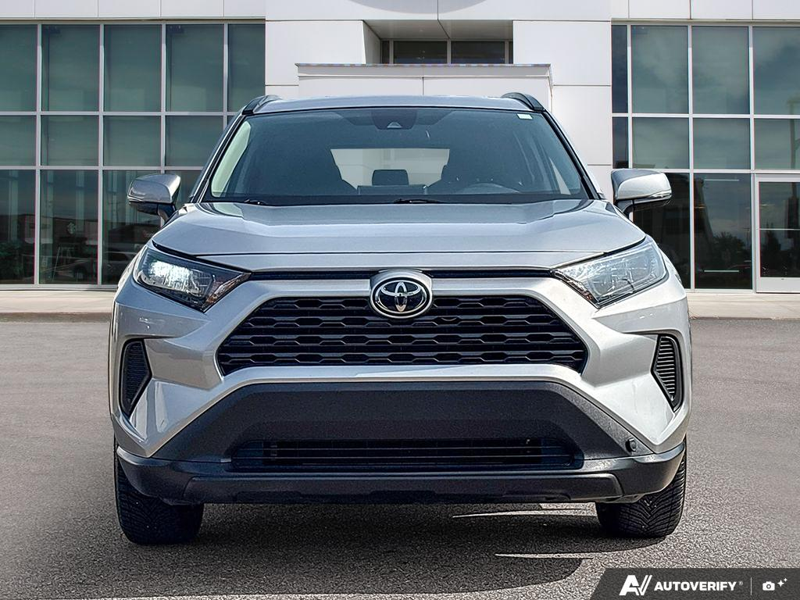 2019 Toyota RAV4 AWD LE - Heated Seats,  Apple CarPlay,  Blind Spot — снимка 1