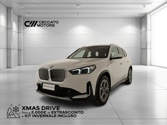 BMW iX1 edrive 20 X-Line