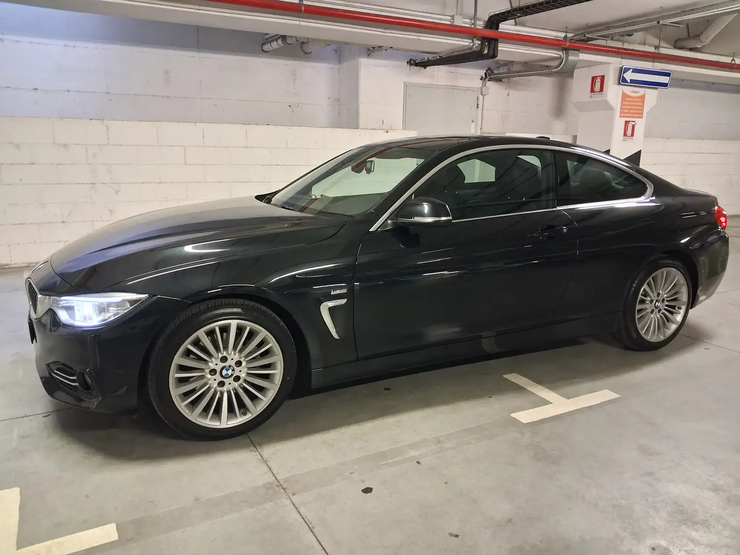BMW 420 420d Coupe Luxury auto my15 Nero - 1
