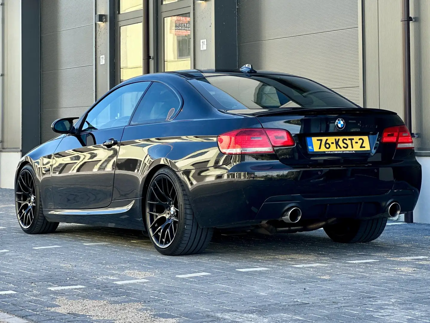 BMW 335 Zwart - 2