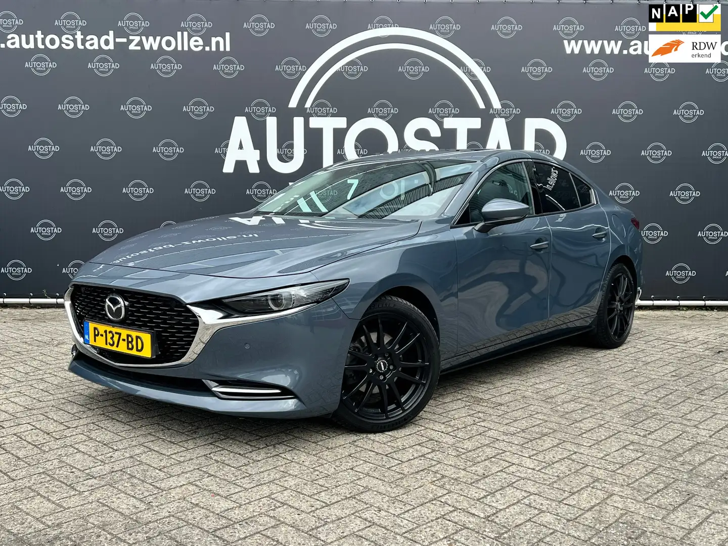 Mazda 3 2.0 e-SkyActiv-X M Hybrid 186 Luxury NL-Auto/1ste Grijs - 1