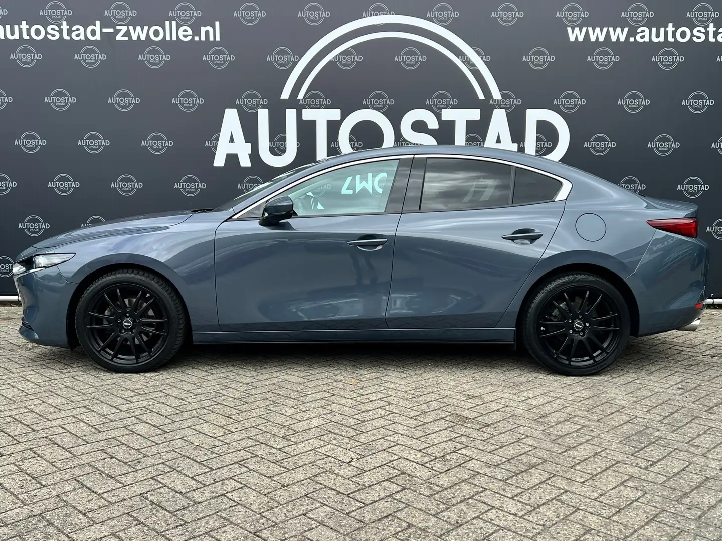 Mazda 3 2.0 e-SkyActiv-X M Hybrid 186 Luxury NL-Auto/1ste Grijs - 2