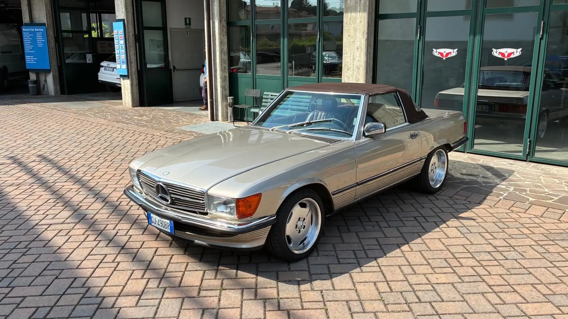 Mercedes-Benz SL 560 Bronzo - 1
