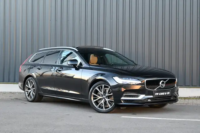 Volvo V90 T8 Hybrid LED, HUD, Pilot, 360°Cam, Pano Trekh AWD