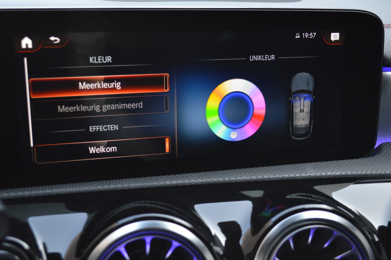 Mercedes-Benz CLA 250 Shooting Brake e AMG Multibeam Panorama Memory Bur — photo 23