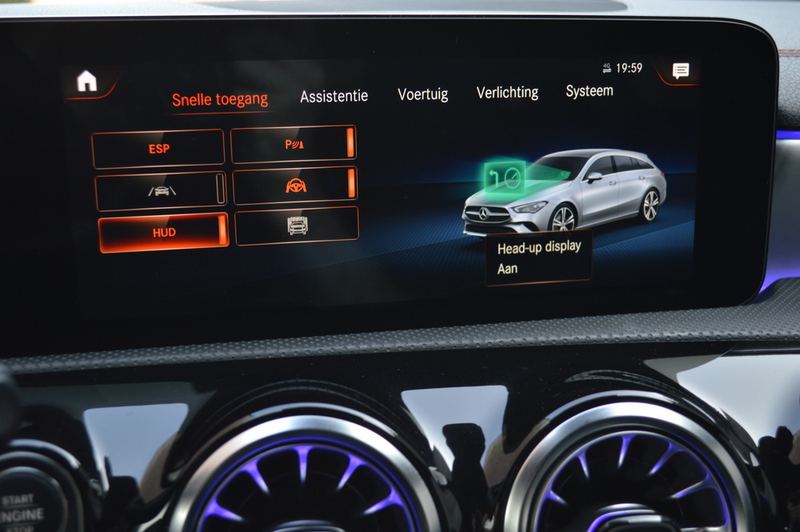 Mercedes-Benz CLA 250 Shooting Brake e AMG Multibeam Panorama Memory Bur — photo 26