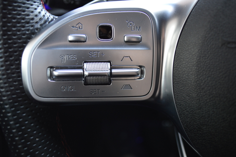 Mercedes-Benz CLA 250 Shooting Brake e AMG Multibeam Panorama Memory Bur — photo 17