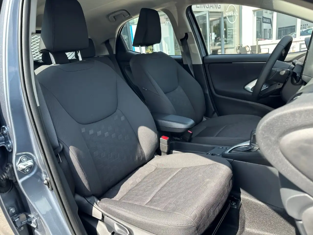 Mazda 2 EXCLUSIVE-L. 1.5L VVT-i 116PS e-CVT Blendfreies Fe, миниатюра 5