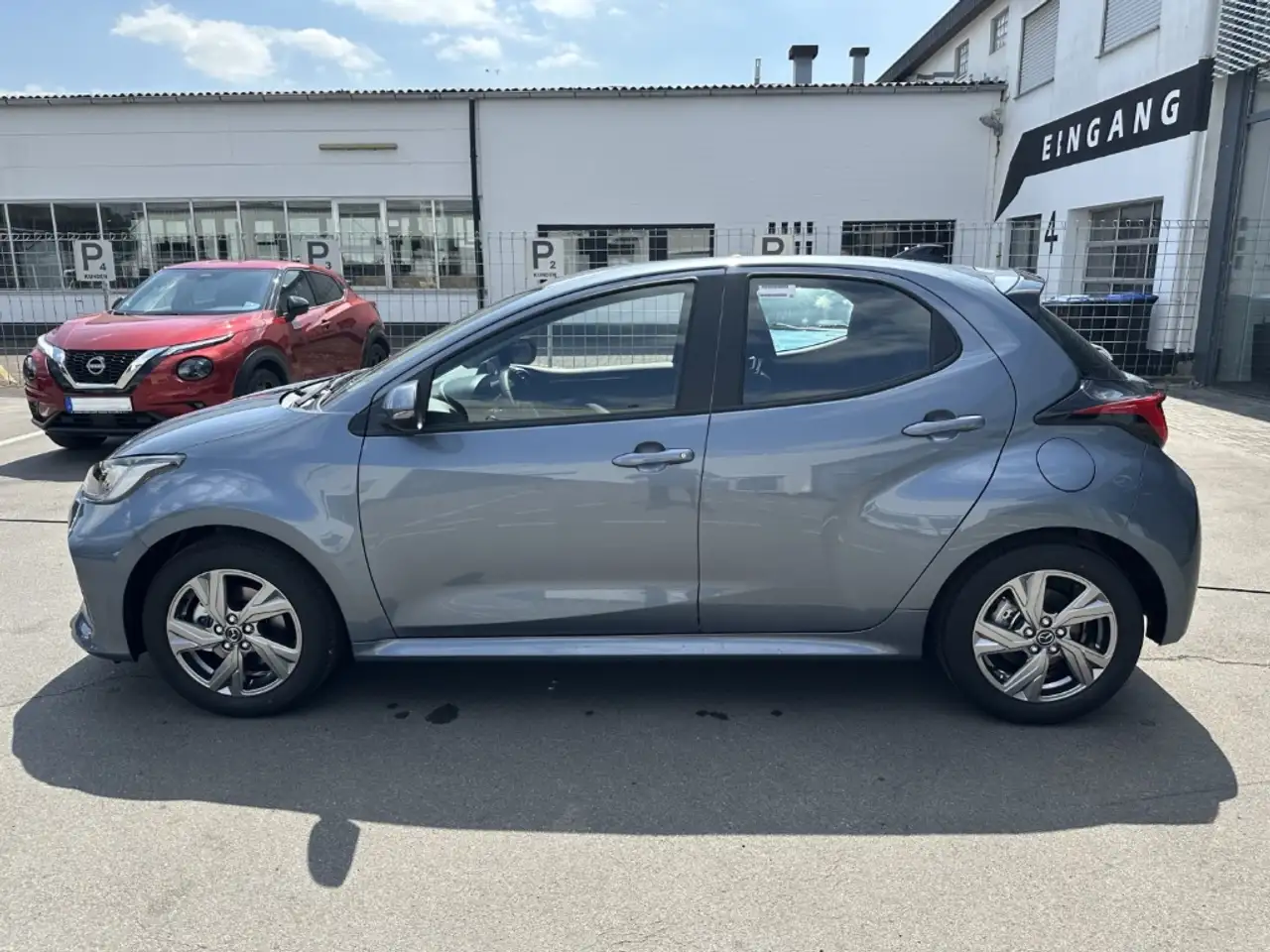 Mazda 2 EXCLUSIVE-L. 1.5L VVT-i 116PS e-CVT Blendfreies Fe, миниатюра 3