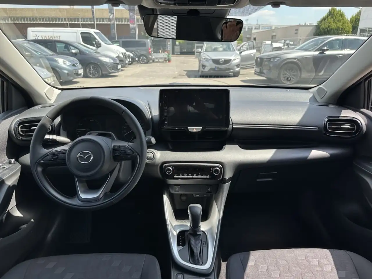 Mazda 2 EXCLUSIVE-L. 1.5L VVT-i 116PS e-CVT Blendfreies Fe, миниатюра 7
