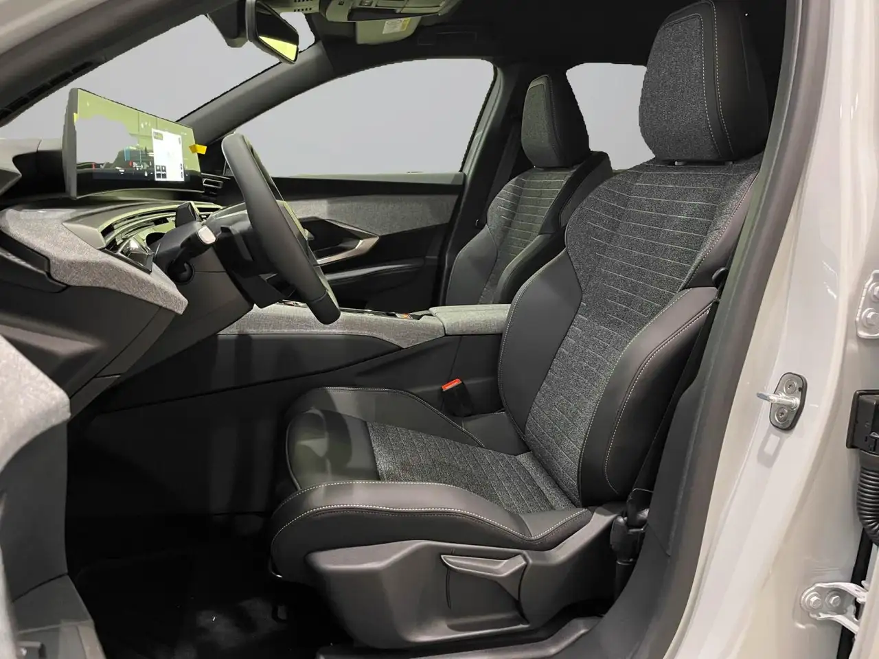 Peugeot 5008 2026 — фото 10