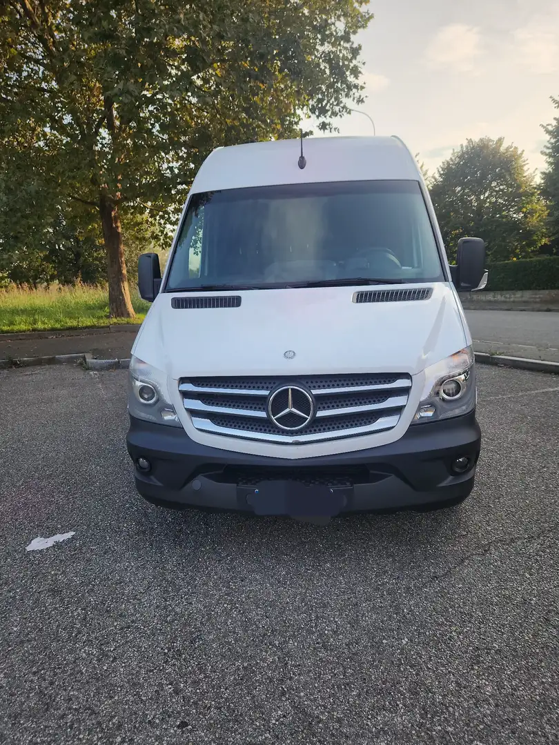 Mercedes-Benz Sprinter 319 Bluetec 3.0 V6 Autom. Euro 6 Bianco - 1