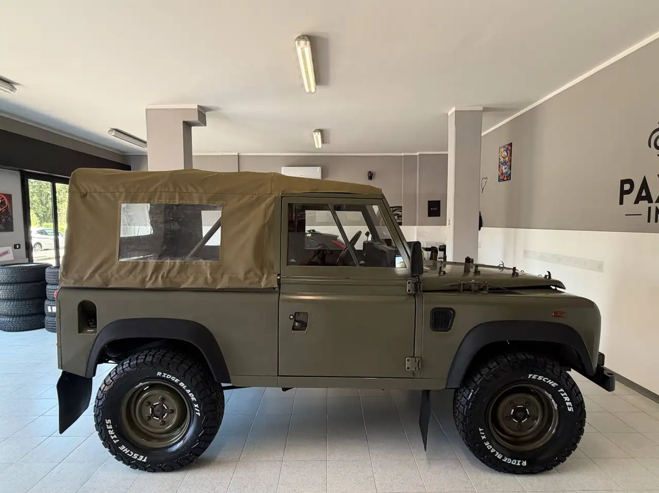 Land Rover Defender 90 2.5 Tdi Soft-top 24V EX MILITARE ''SU ORDINAZIONE'', foto 5