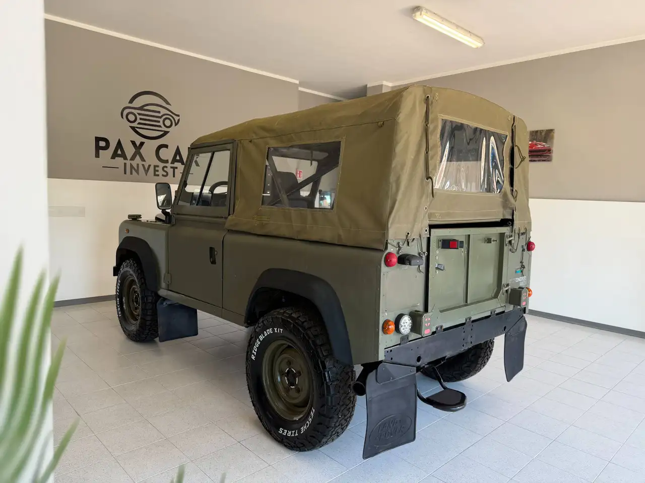 Land Rover Defender 90 2.5 Tdi Soft-top 24V EX MILITARE ''SU ORDINAZIONE'', foto 10