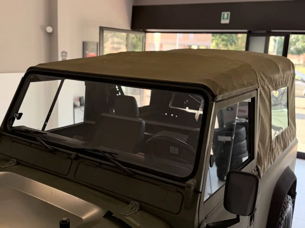 Land Rover Defender 90 2.5 Tdi Soft-top 24V EX MILITARE ''SU ORDINAZIONE'', foto 7