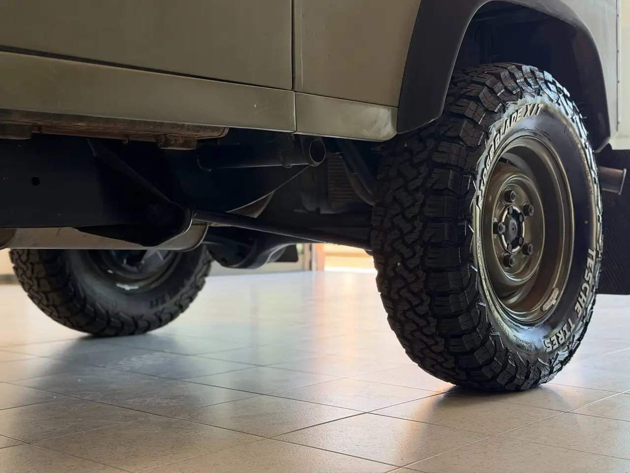 Land Rover Defender 90 2.5 Tdi Soft-top 24V EX MILITARE ''SU ORDINAZIONE'', foto 9