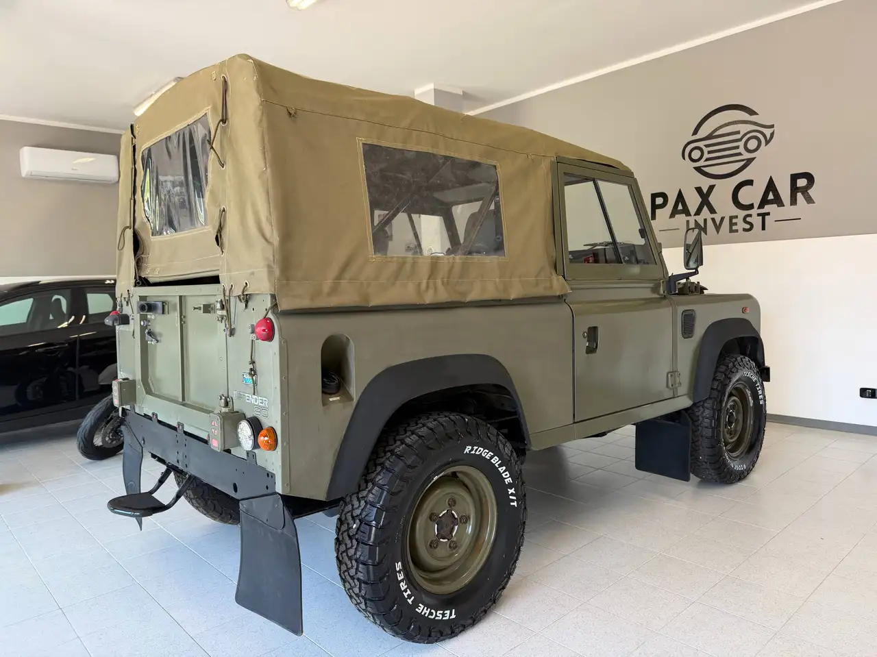 Land Rover Defender 90 2.5 Tdi Soft-top 24V EX MILITARE ''SU ORDINAZIONE'', foto 6