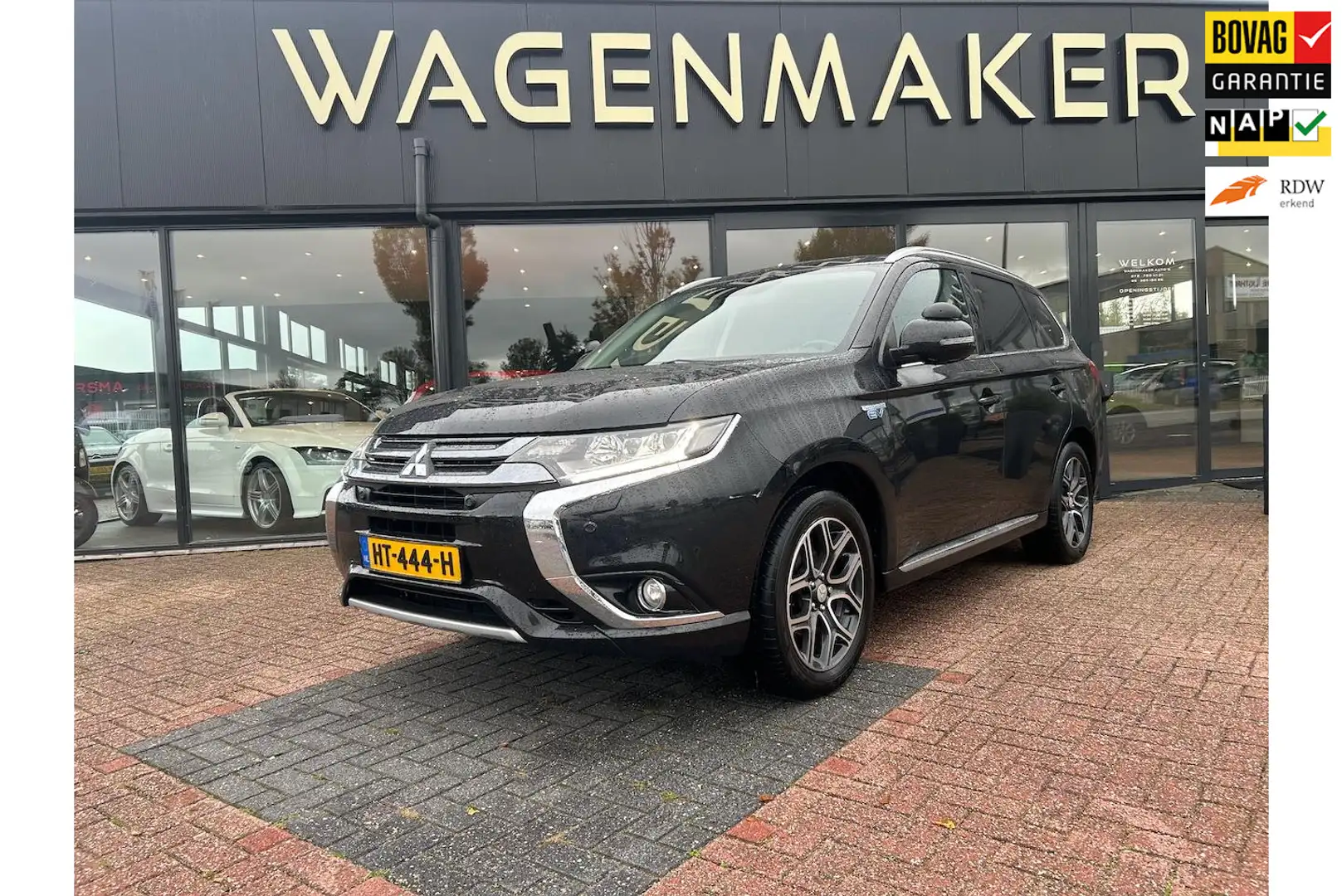 Mitsubishi Outlander 2.0 PHEV instyle+ AUT|NAV|PANO|DealerOH Noir - 1