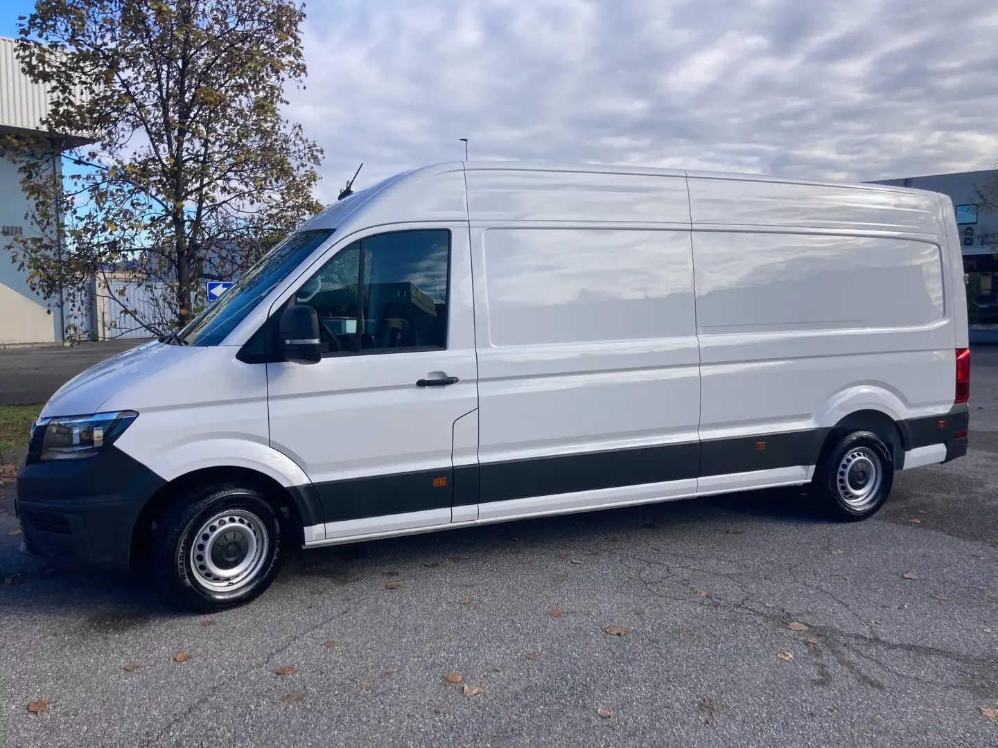 Volkswagen Crafter L4 H3 - 2.000 CC - 140 CV - LONG Bianco - 1