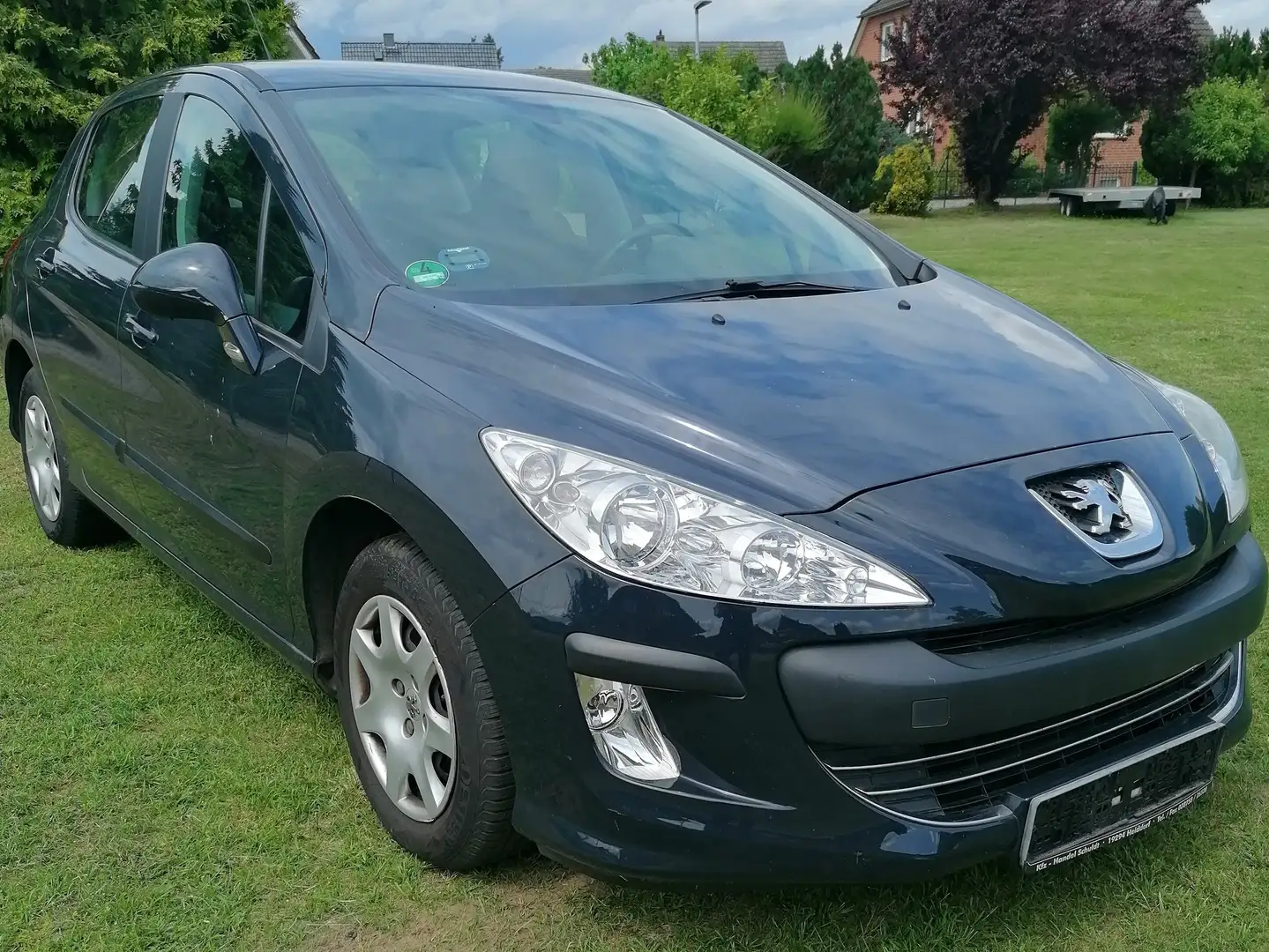 Peugeot 308 308  5-Türer 95 VTi Tendance Grau - 2