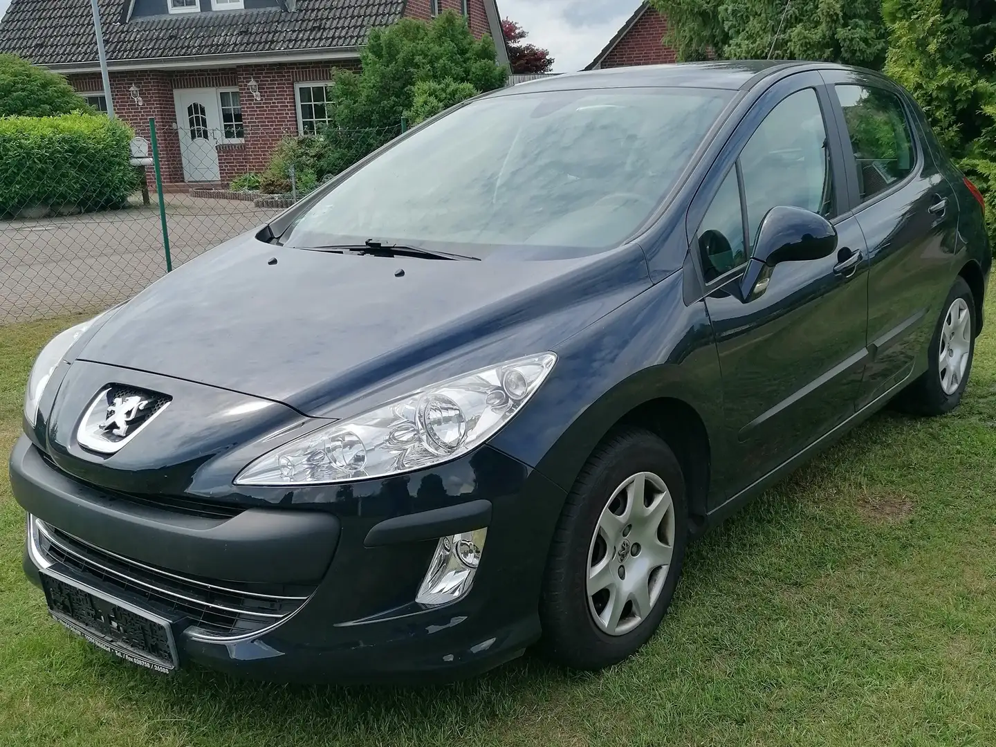 Peugeot 308 308  5-Türer 95 VTi Tendance Grau - 1