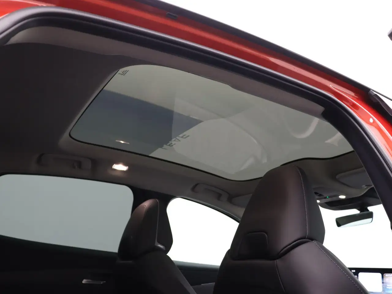 Nissan Leaf 2026 — фото 15