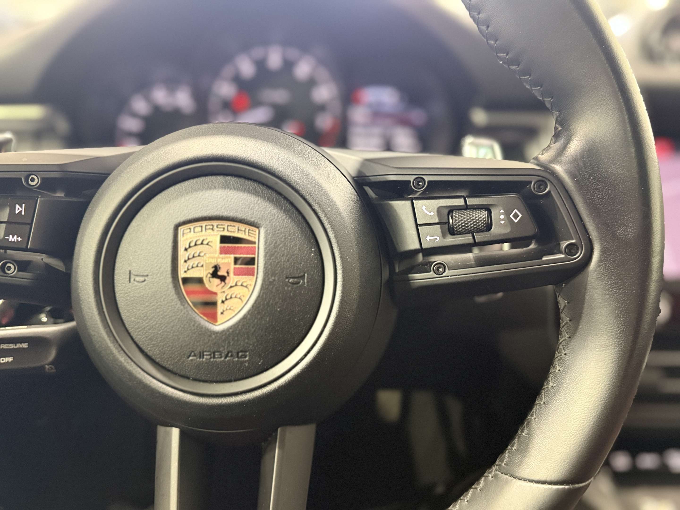 2022 Porsche Macan Base thumb 21