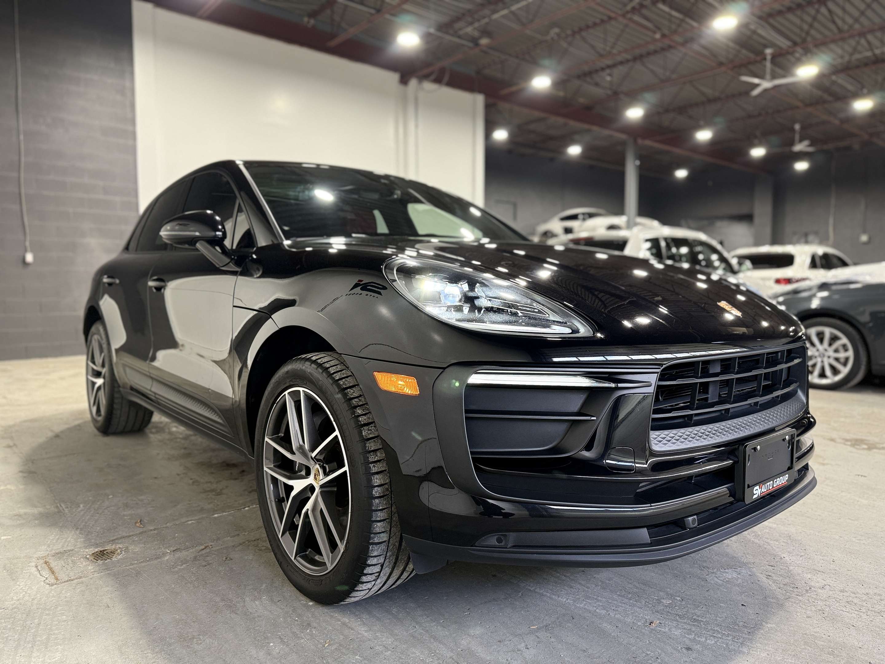 2022 Porsche Macan Base thumb 9