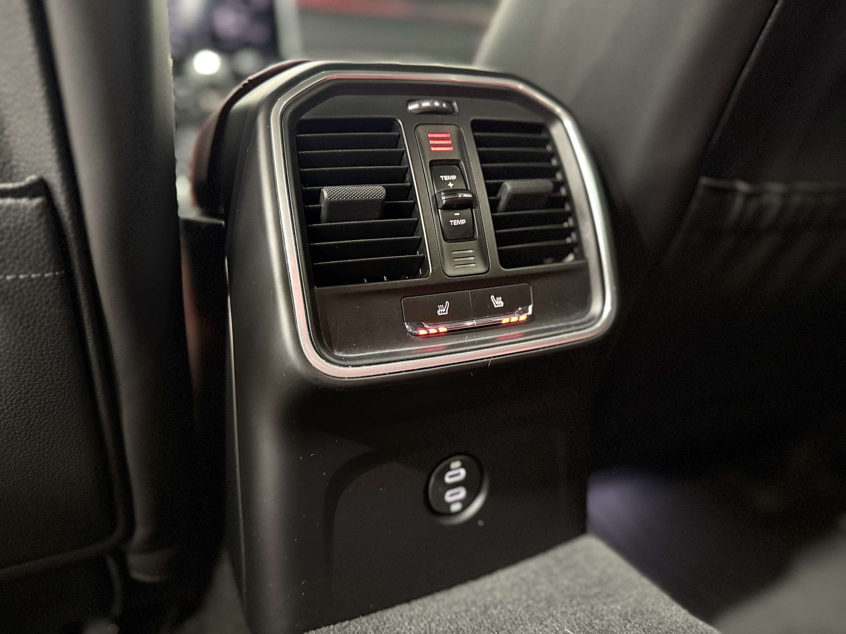 2022 Porsche Macan Base thumb 45