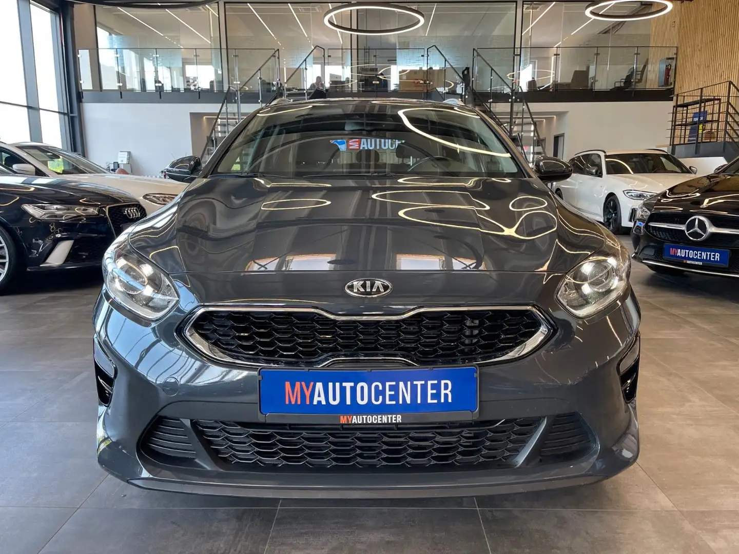 Kia Ceed SW / cee'd SW *KAM*NAVI*LKHZ*PDC*SZHZ* Grau - 2