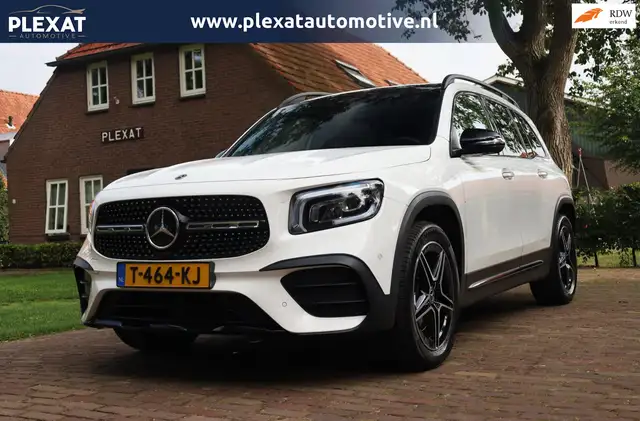 Mercedes-Benz GLB 250 4MATIC Premium Plus Aut. | DISTRONIC PLUS | PANORA