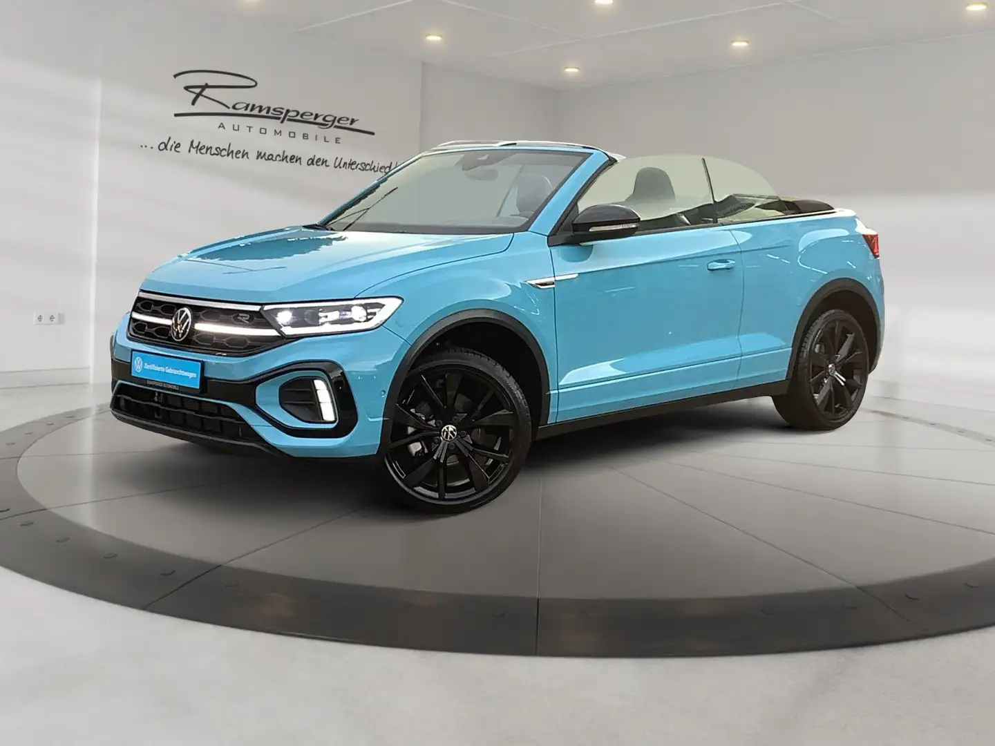 Volkswagen T-Roc 1.5 TSI R-Line AHK Matrix Standh Blau - 2