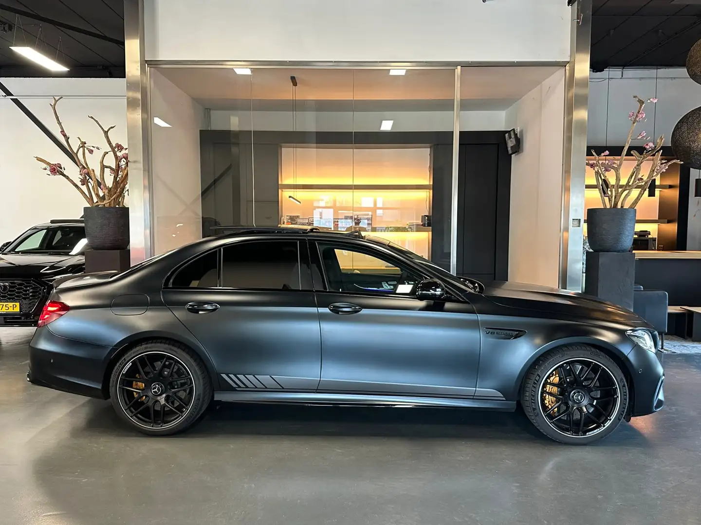 Mercedes-Benz E 63 AMG S 4MATIC Amg night Full Pano Keramisch Memory Kuip Noir - 2