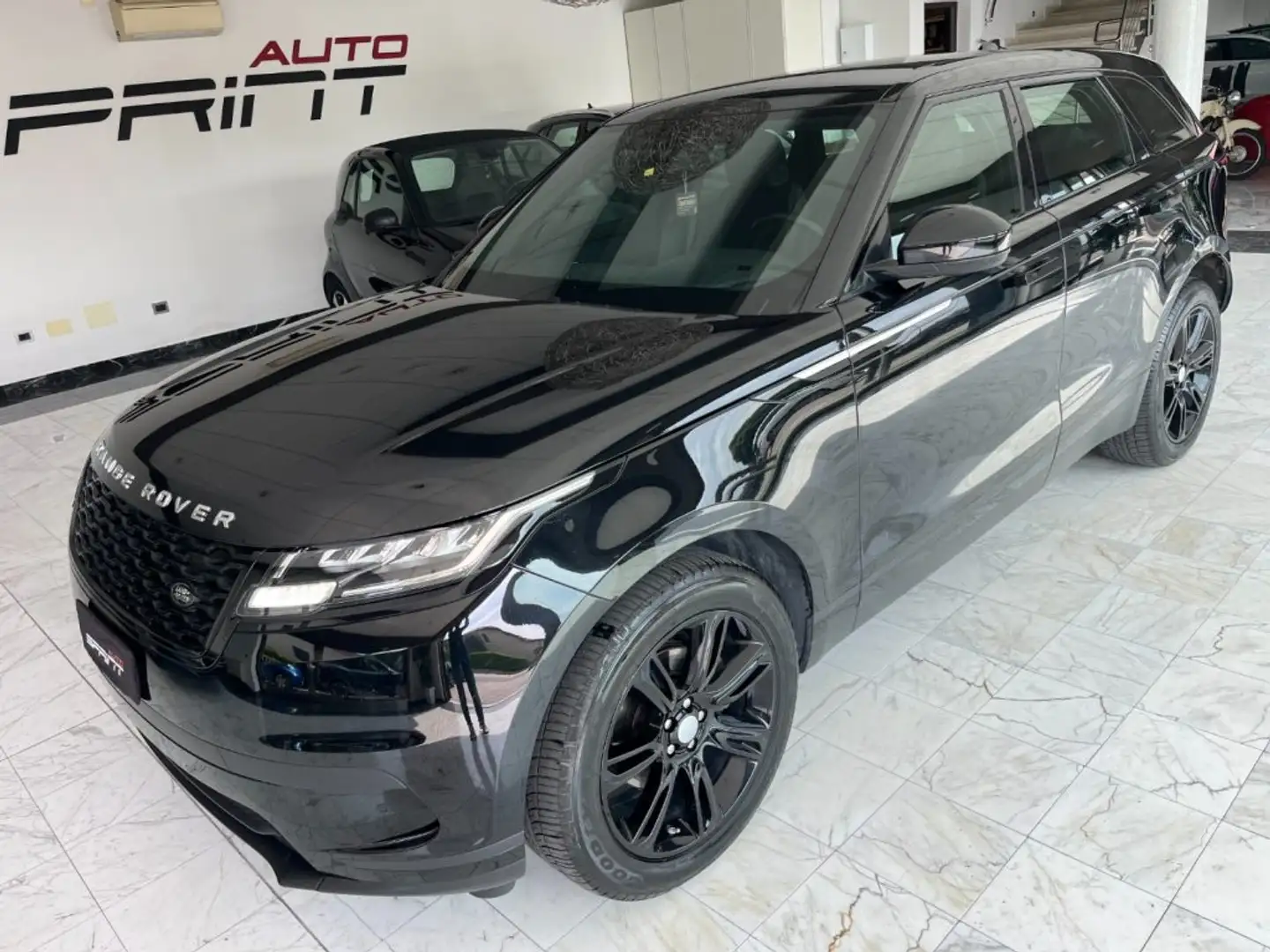 Land Rover Range Rover Velar 2.0D I4 240CV TOTAL BLACK Noir - 1