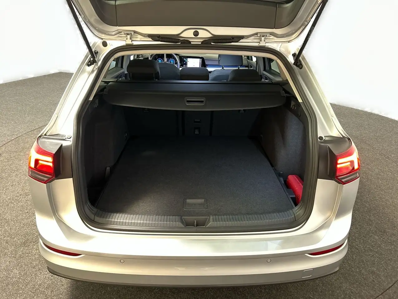 Volkswagen Golf Variant 2.0 TDI Life 18