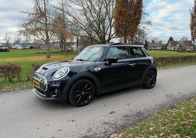 MINI Cooper SE Yours 33 kWh | Full option | Leder | Stoelvw