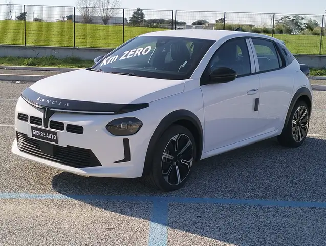 Lancia Ypsilon Ypsilon IV 2025 1.2 mhev 110cv e-dct  KM0