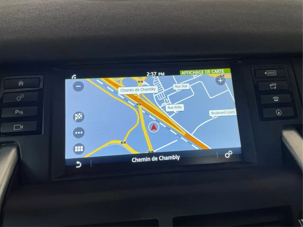 Land Rover Discovery Sport снимка Land Rover Discovery Sport