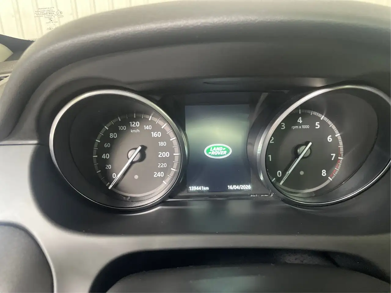 Land Rover Discovery Sport снимка Land Rover Discovery Sport