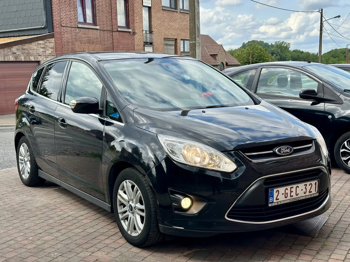 Ford C-Max 2.0 TDCi boite Auto prete à immatriculer Zwart - 1