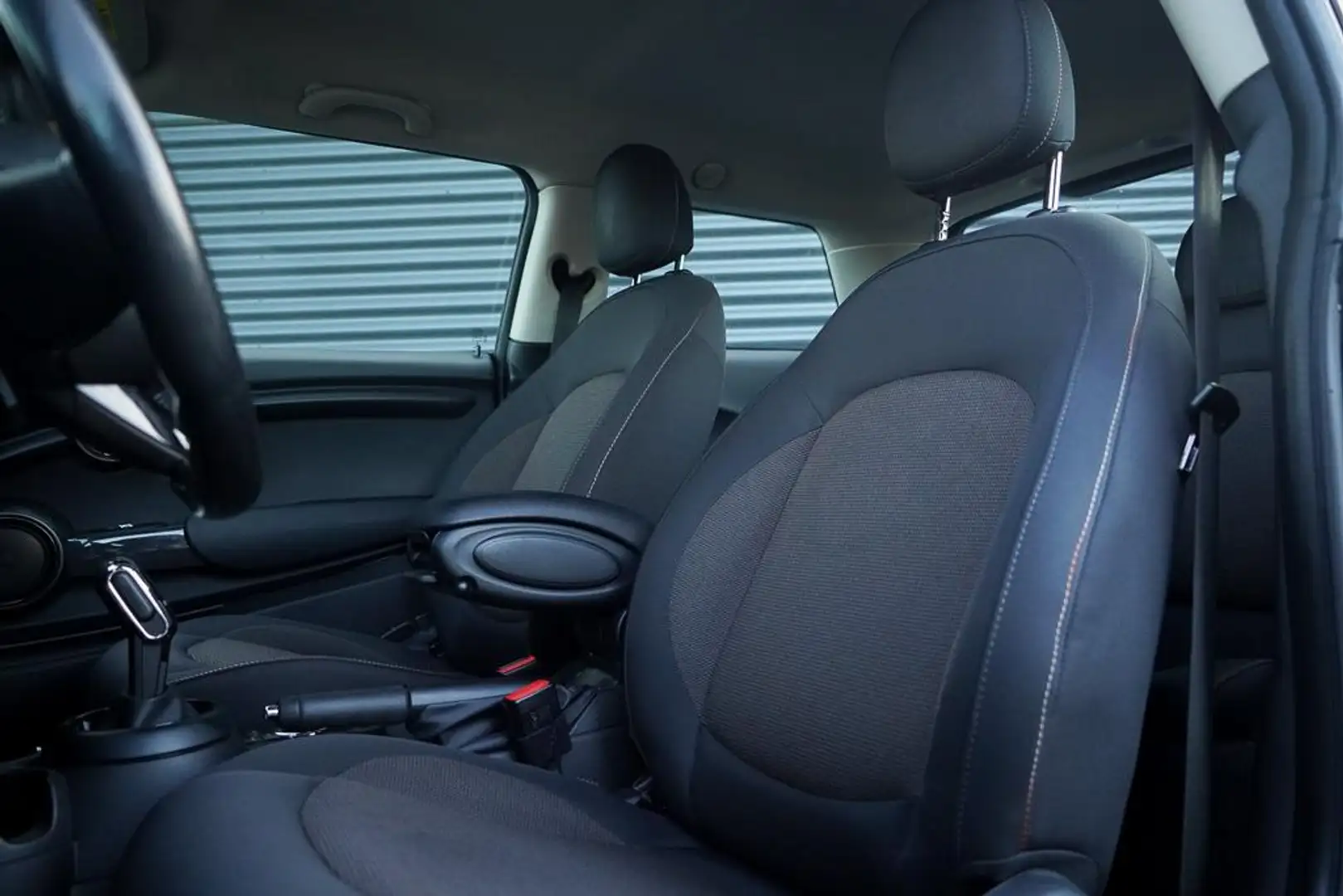 MINI Sonstige Mini 1.5 Chili / Aut / Navi / Clima / Cruise / LED Schwarz - 2