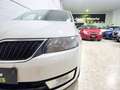 Skoda Rapid/Spaceback 1.6TDI CR Ambition DSG 66kW Blanc - thumbnail 16