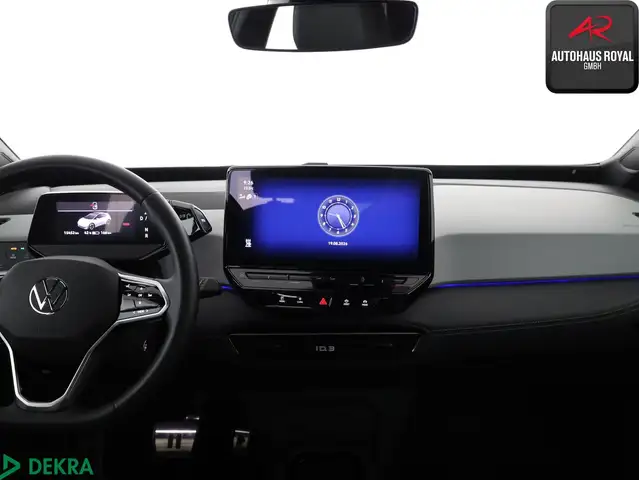 Volkswagen Id.3 view 9
