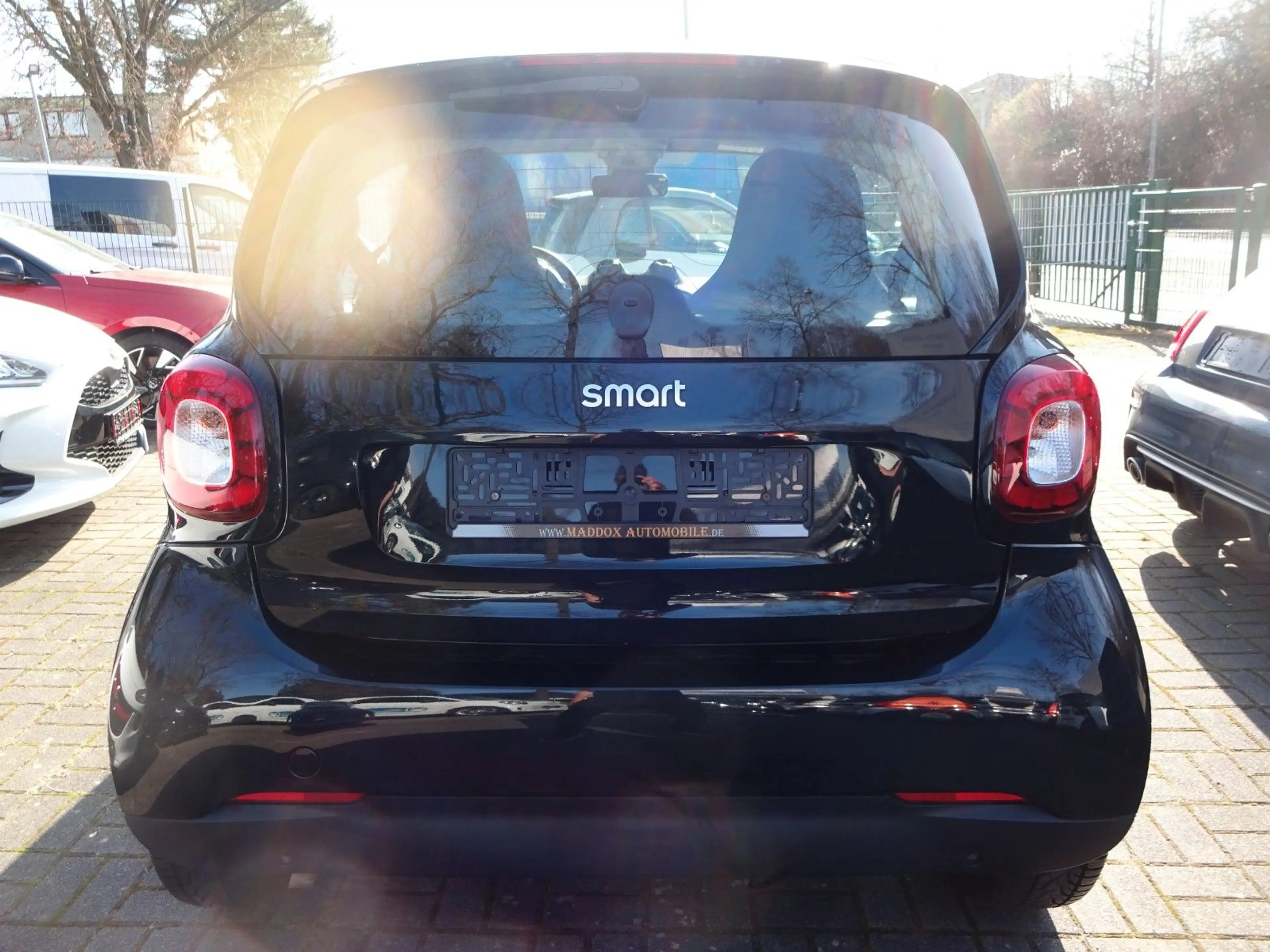 smart forTwo coupe,Navi,LED,Pano,SHZ,Allwetterreifen — photo 6
