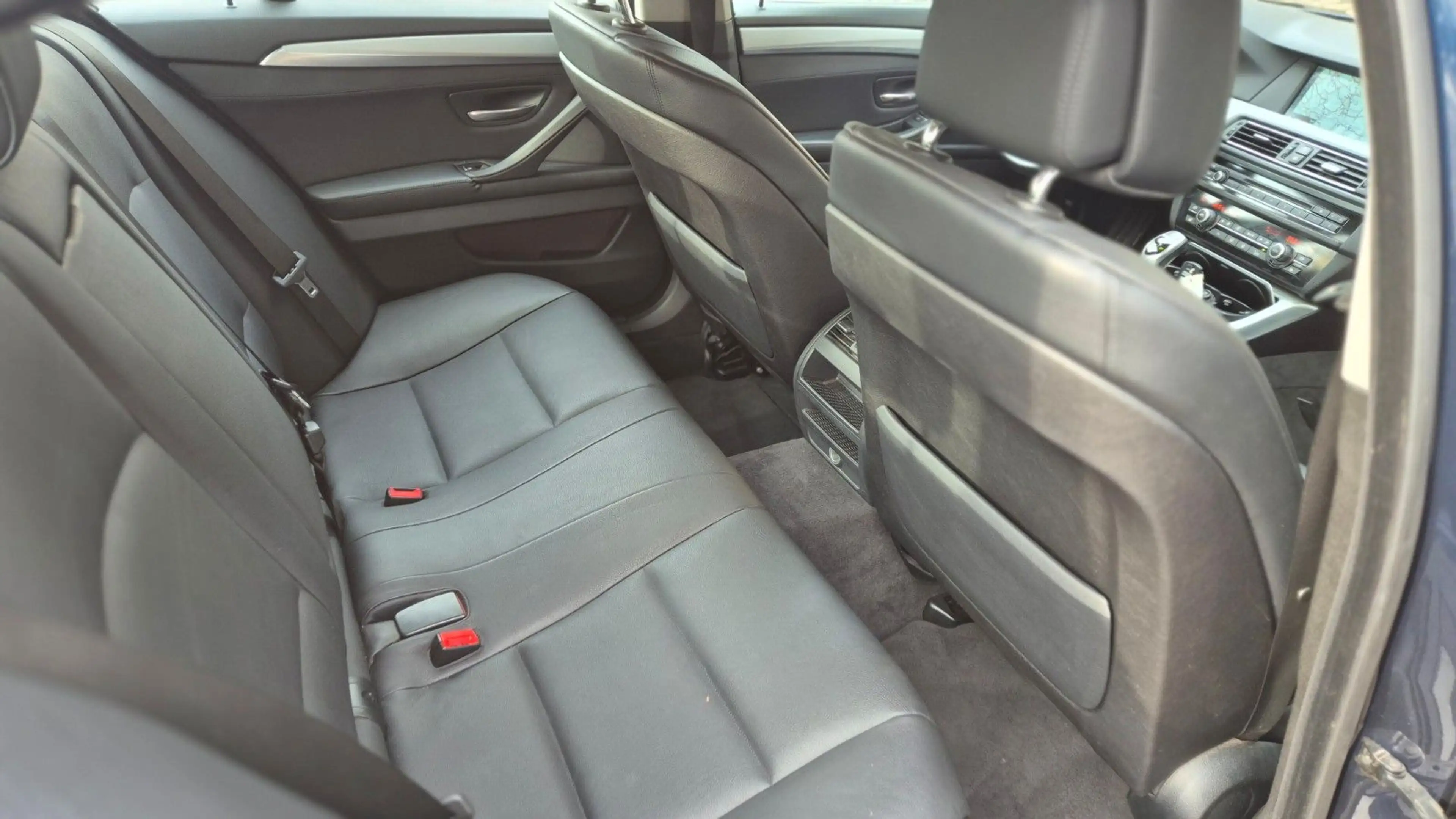 BMW 523 iA Leder-Navi-Inspektion Neu-1.Hand — photo 6