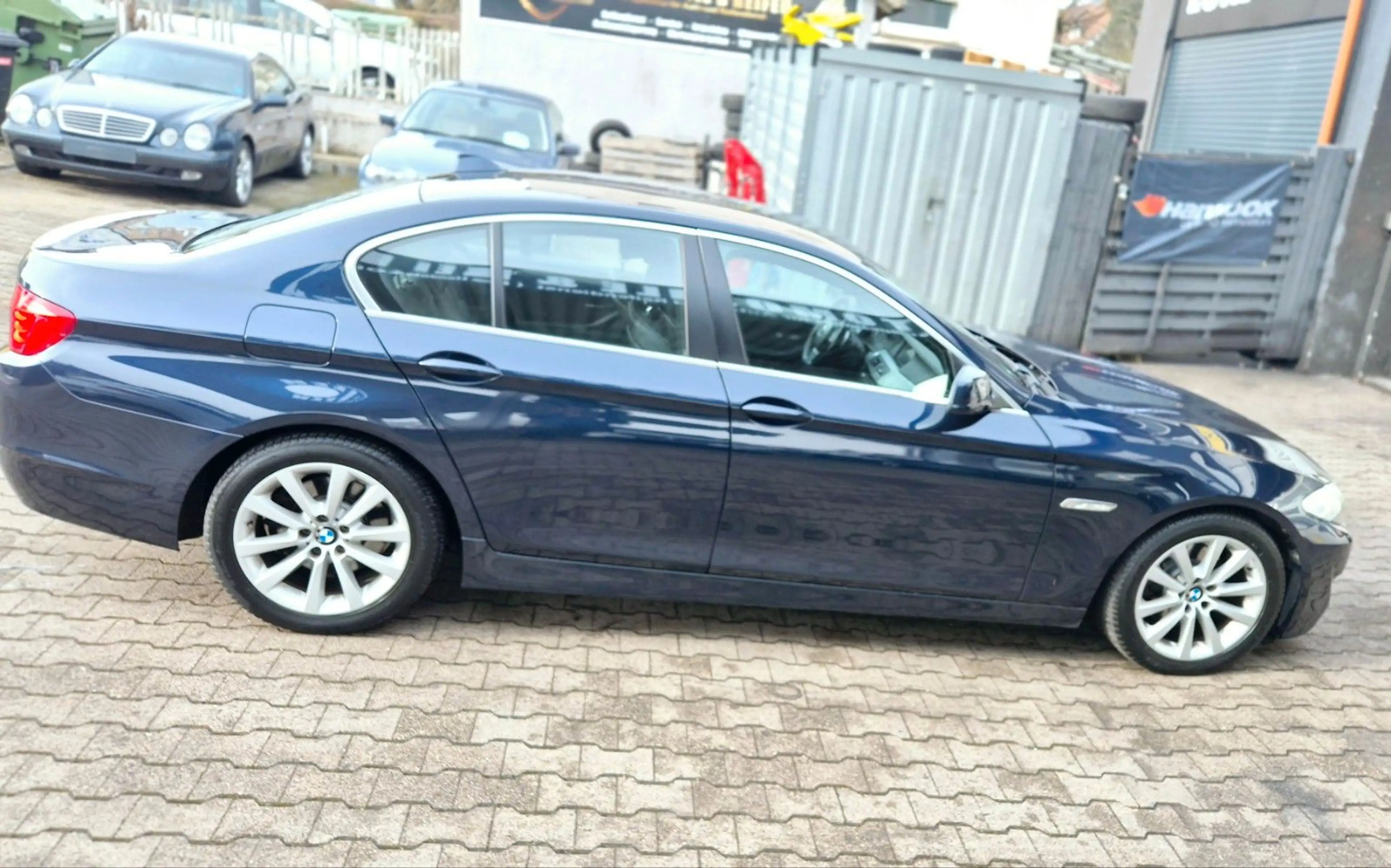 BMW 523 iA Leder-Navi-Inspektion Neu-1.Hand — photo 11