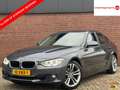 BMW 320 3-serie 320i HIGH EXECUTIVE | NL-AUTO! | DEALER OH Grau - thumbnail 1