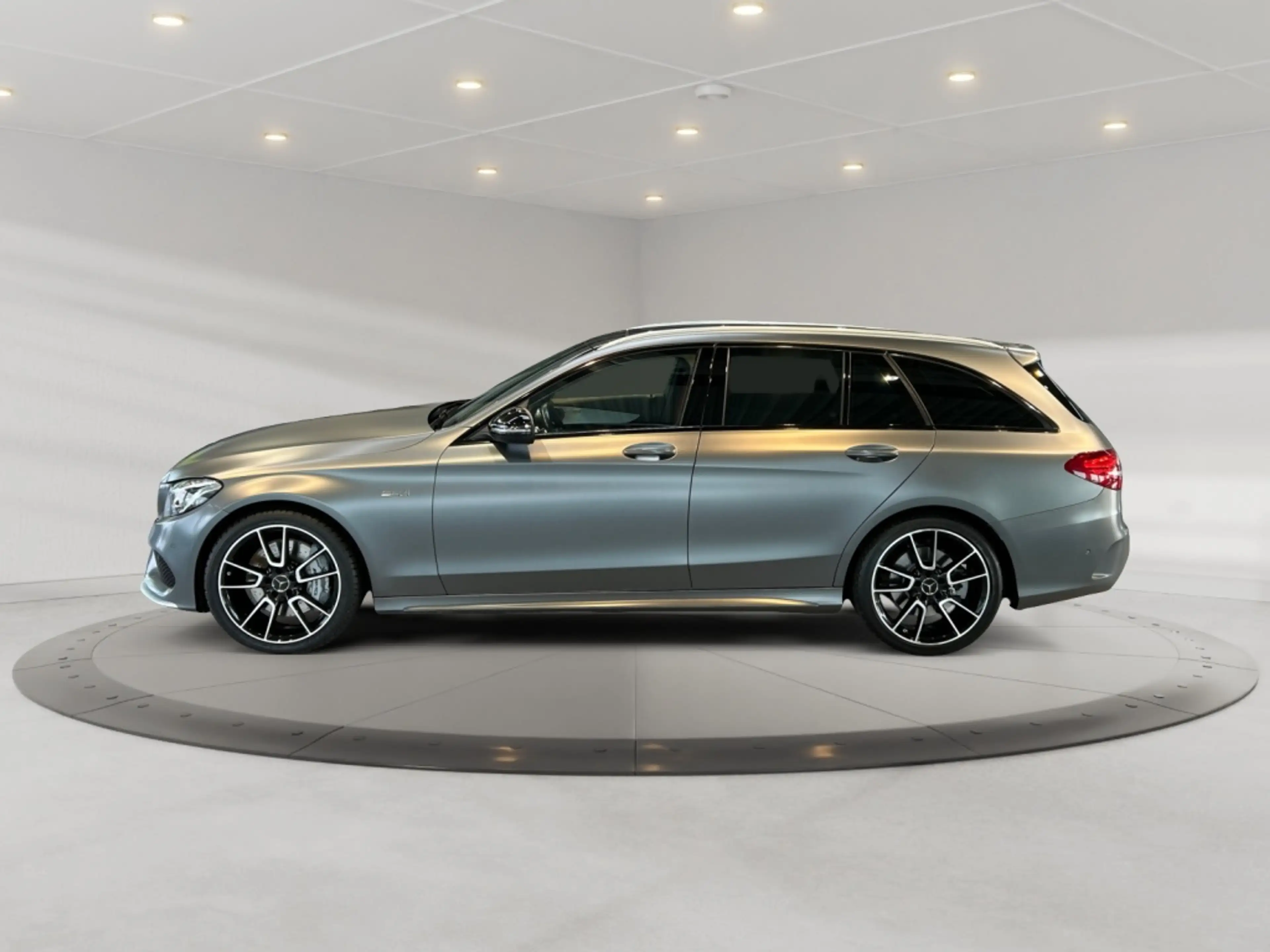 Mercedes-Benz C 43 AMG AMG C 43 4matic T AMG+Comand+Carbon+AHK+Pano+SHD — photo 4